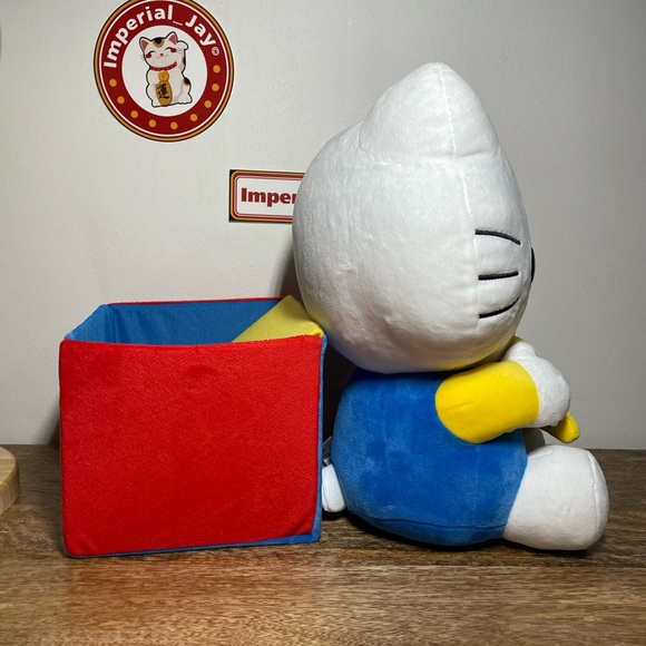 Sanrio Japan Hello Kitty 45th Anniversary Plush - Picture 5 of 9